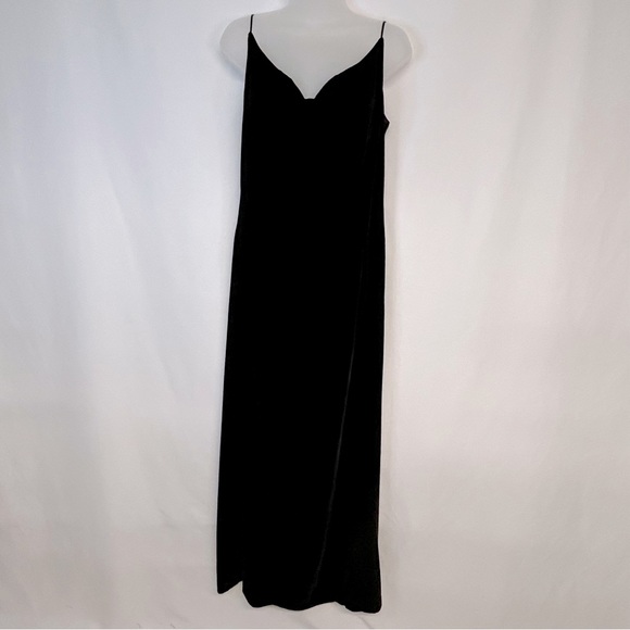 Brooks Brothers Dresses & Skirts - Womens Long Velvet Dress Sz 6 Sleeveless Cowl Neck Silk Blend Formal Black